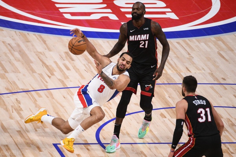 乐鱼app包含风云突变辽宁本钢冲刺阶段外线爆发今夜迈阿密热火调整名单以备中超，今晨莱比锡复出首秀——德甲节点到来都惊呆了的词条